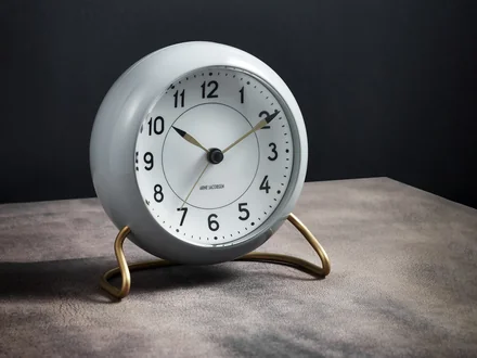 PENDULUX AVALON ALARM置時計 Take a Trip to the 1950s with The Orbit Table Clock