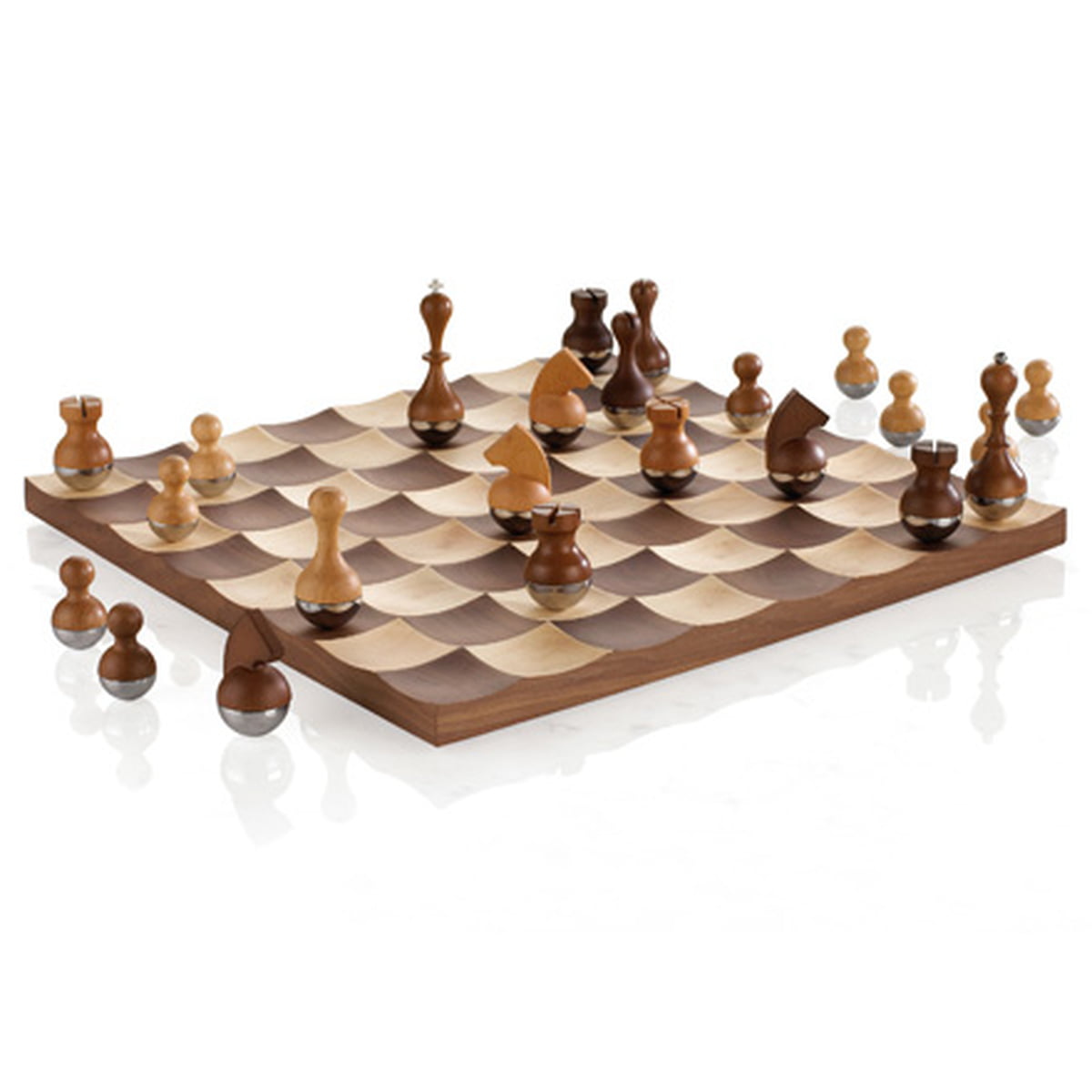 Umbra - Wobble, Chess Set