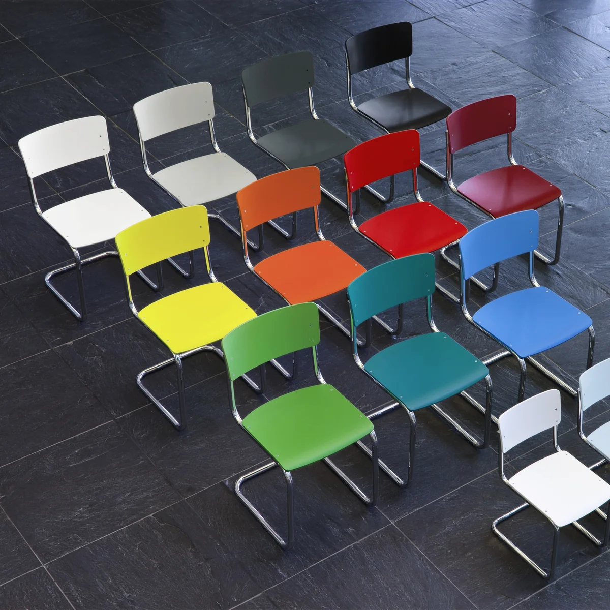 Thonet-S-43-Stuhl-Chrom-Farben