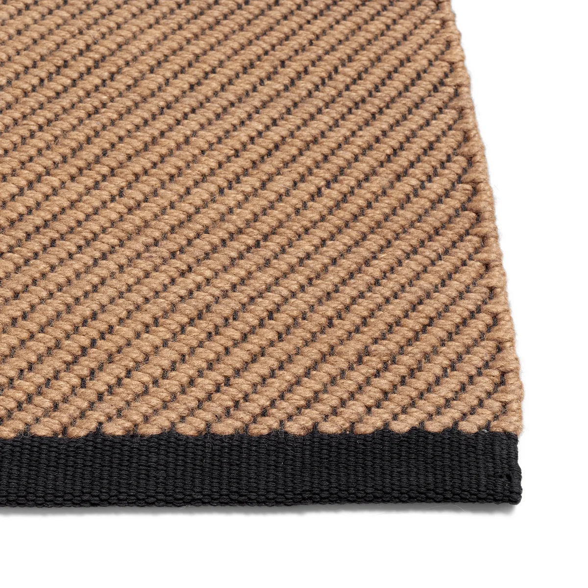 Hay-Bias-Teppich-cappuccino-
