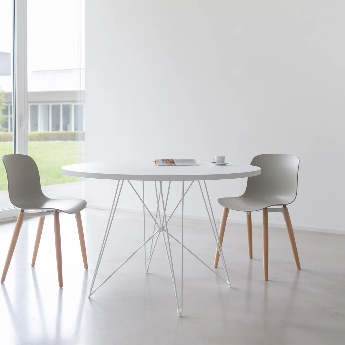 Tavolo XZ3 table by Magis in the shop