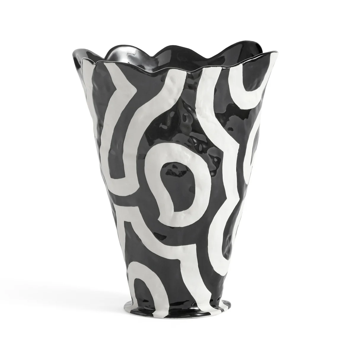 HAY フラワーベース 花瓶 JESSICA HANS SHADOW VASE HAY Jessica Hans Shadow vase, black - white | Finnish Design