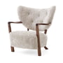 & Tradition - Wulff ATD2 Lounge Chair, walnut oiled / sheepskin Moonlight