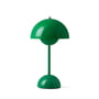 & Tradition - Flowerpot Battery table lamp VP9 with magnetic charging cable, glossy, signal green