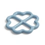 & klevering - Clover Trivet, blue