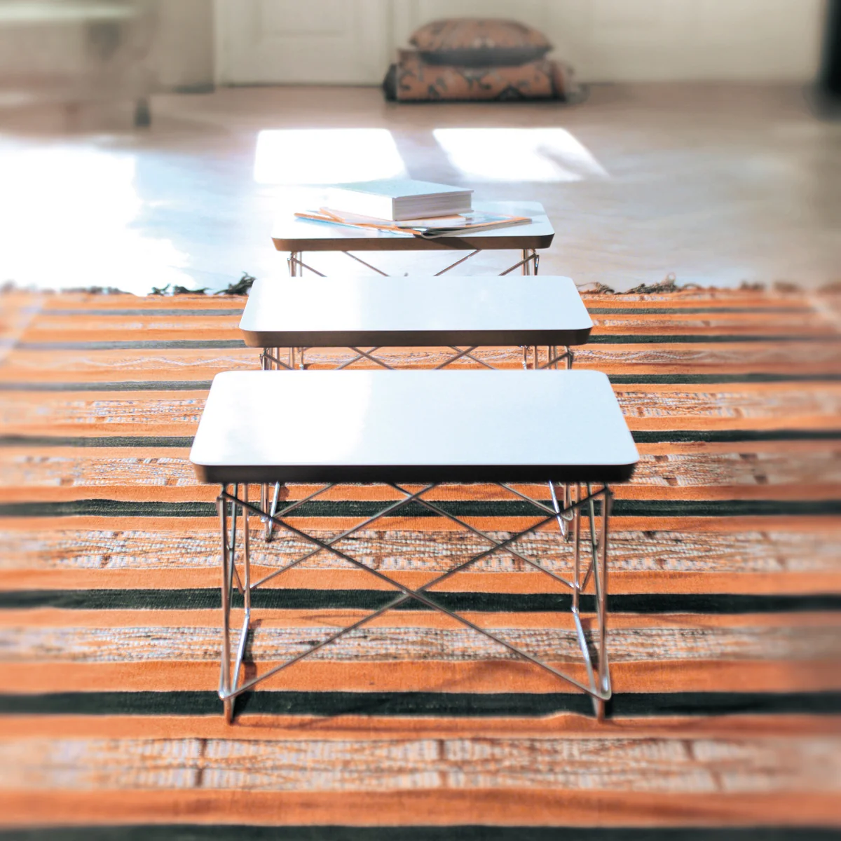 新品　送料無料　Eames TABLE 3set Eames TABLE 3set ダイニングテーブル（eames table 3setの通販）