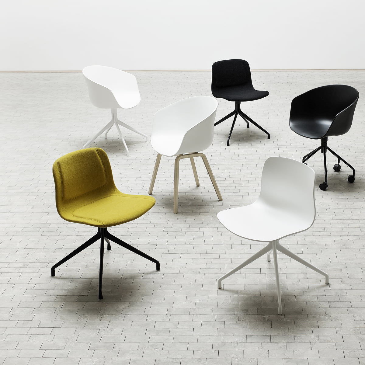 ciboneHAY  AAC 15  ヘイ チェア ブラック ファブリック Kvadrat