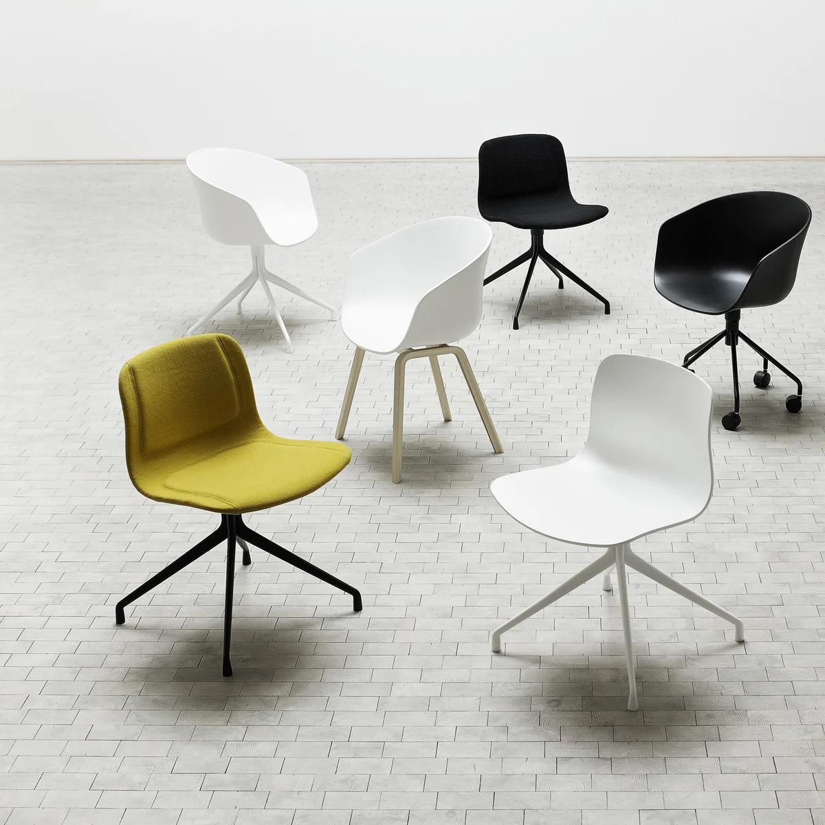 abaout-a-chair-gruppe.webp