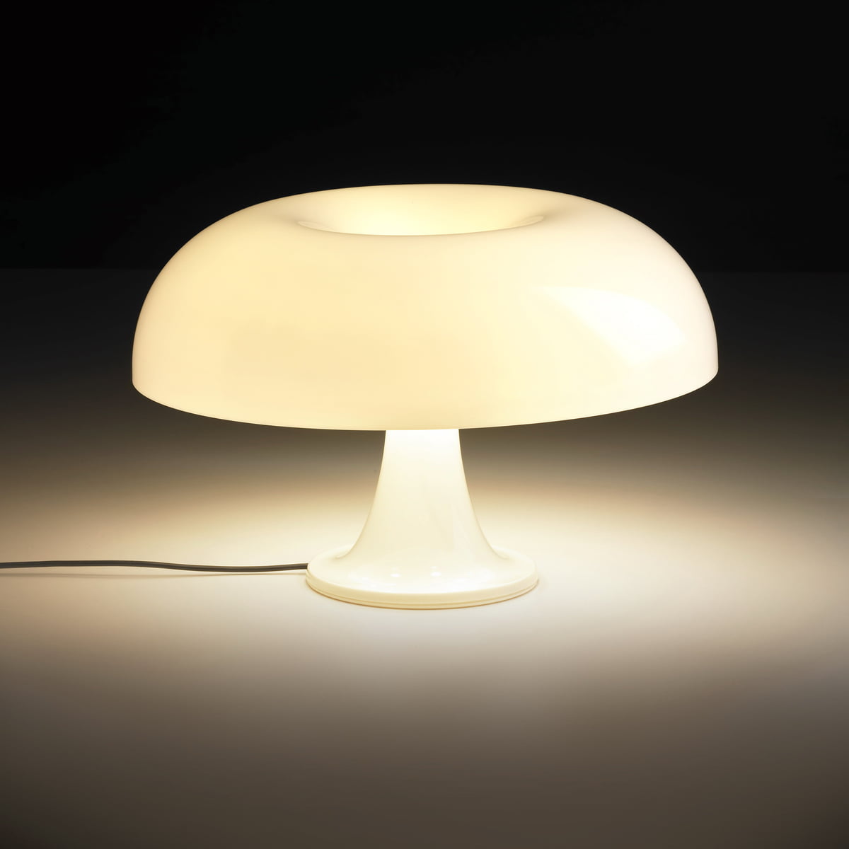 een miljoen Een trouwe overeenkomst Artemide - Nesso table lamp | Connox