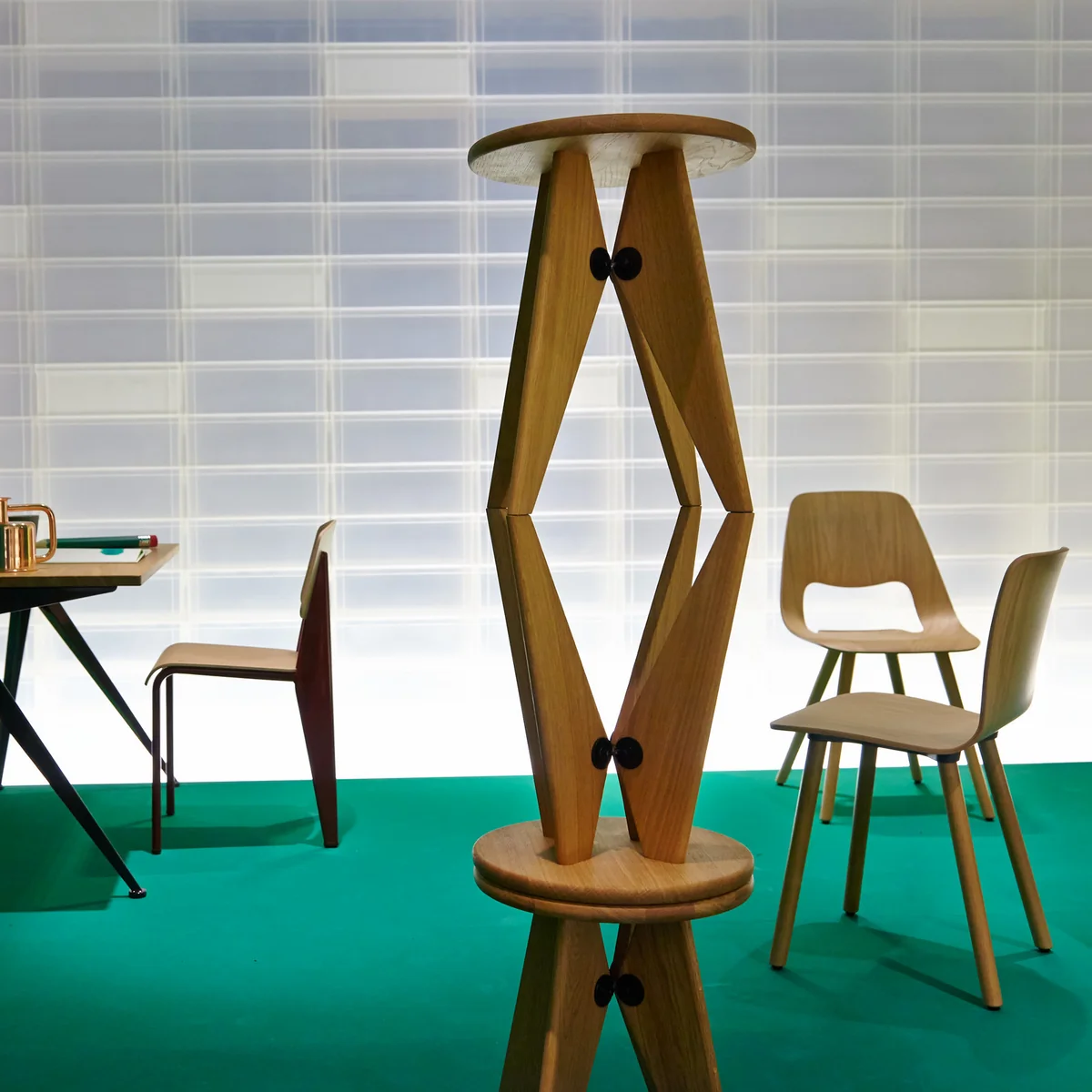 Vitra - Tabouret Solvay Stool | Connox