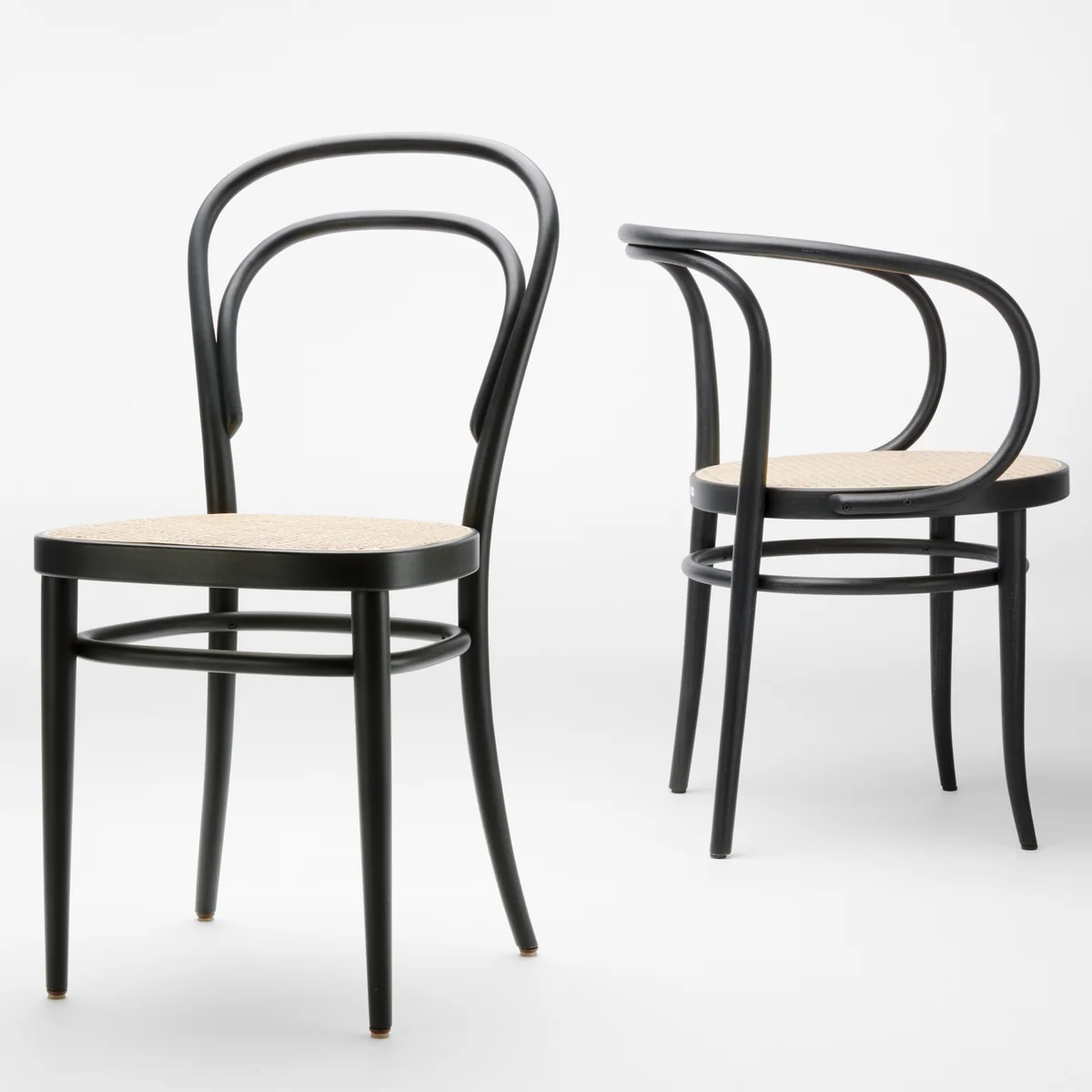 THONET チェア　黒 Amazon｜THONET CHAIR（トーネットチェア）PP製 【ダイニング