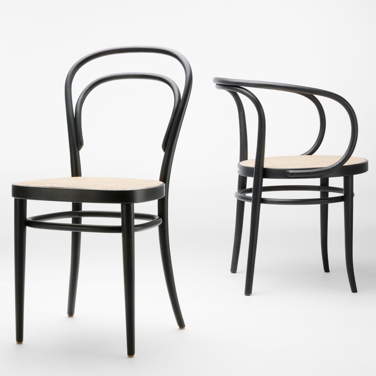 Thonet - 209 bentwood chair | Connox