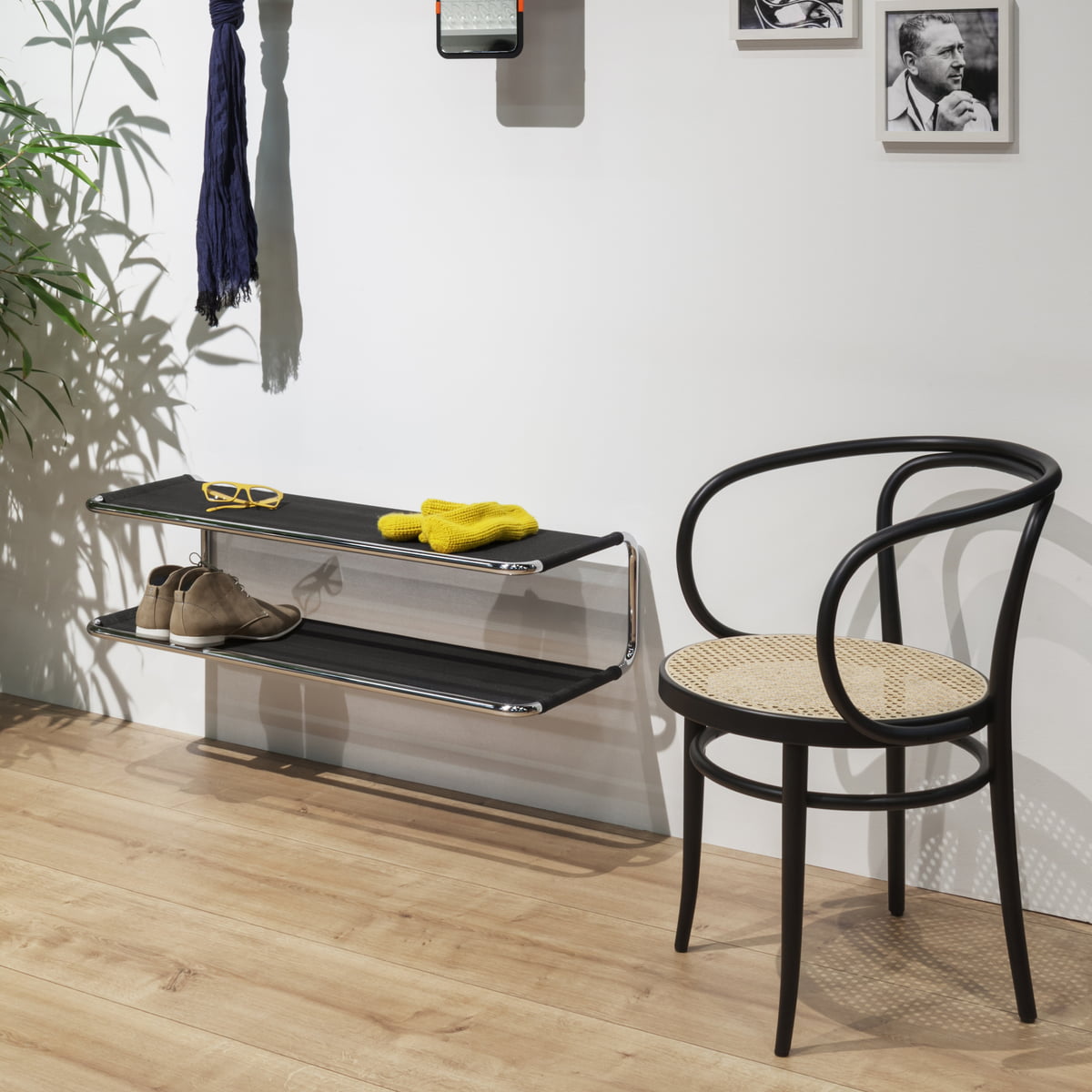 THONET チェア　黒 展示品 THONET オフィスチェア ◇ 幅580 奥行550 高さ820mm