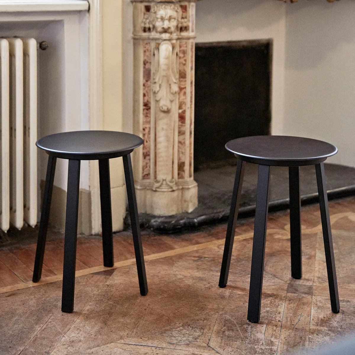 【美品】HAY REVOLVER BAR STOOL LOW ブラック Revolver Bar Stool | Hay | Bar Stools - Designer furniture