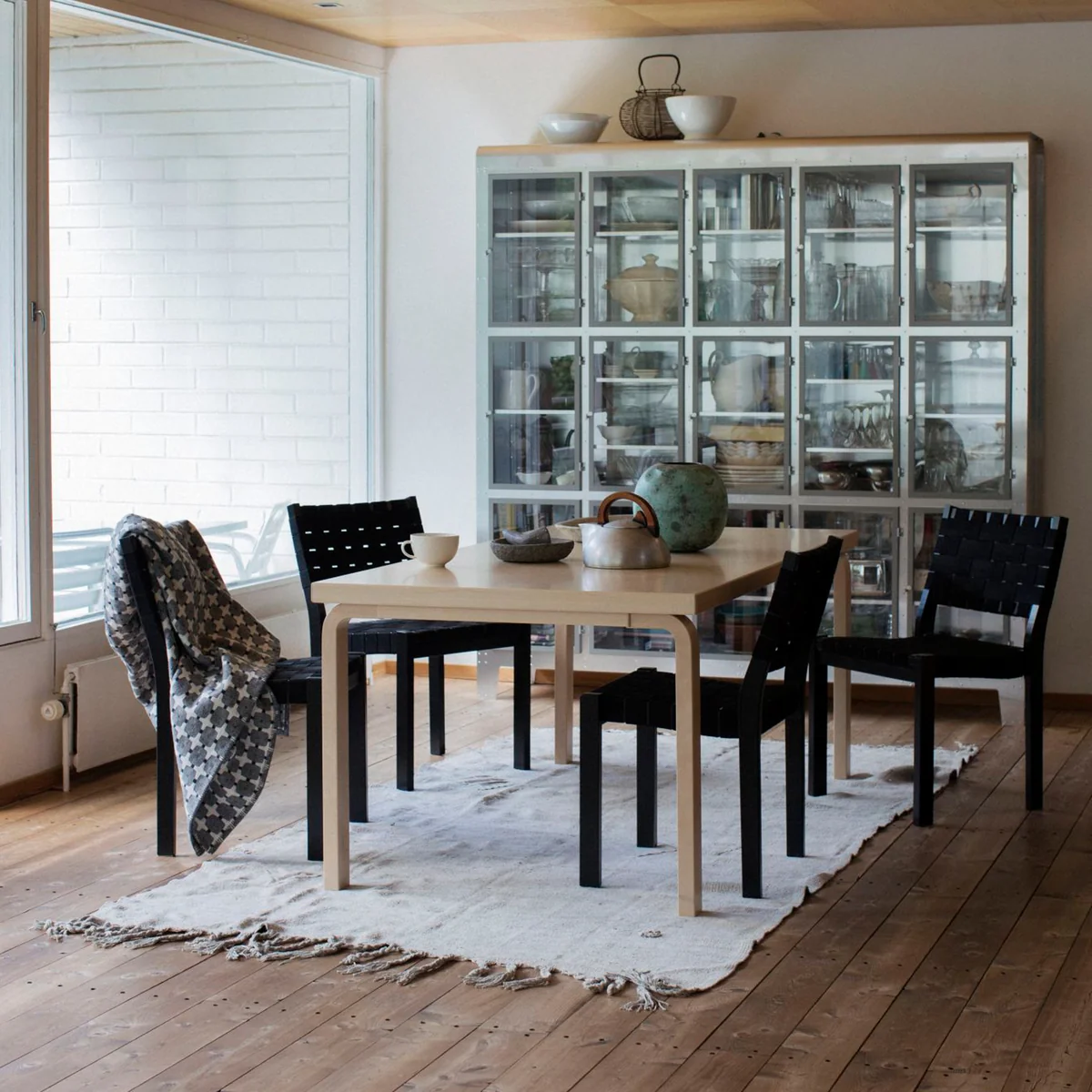 Artek - stool 611 | Connox