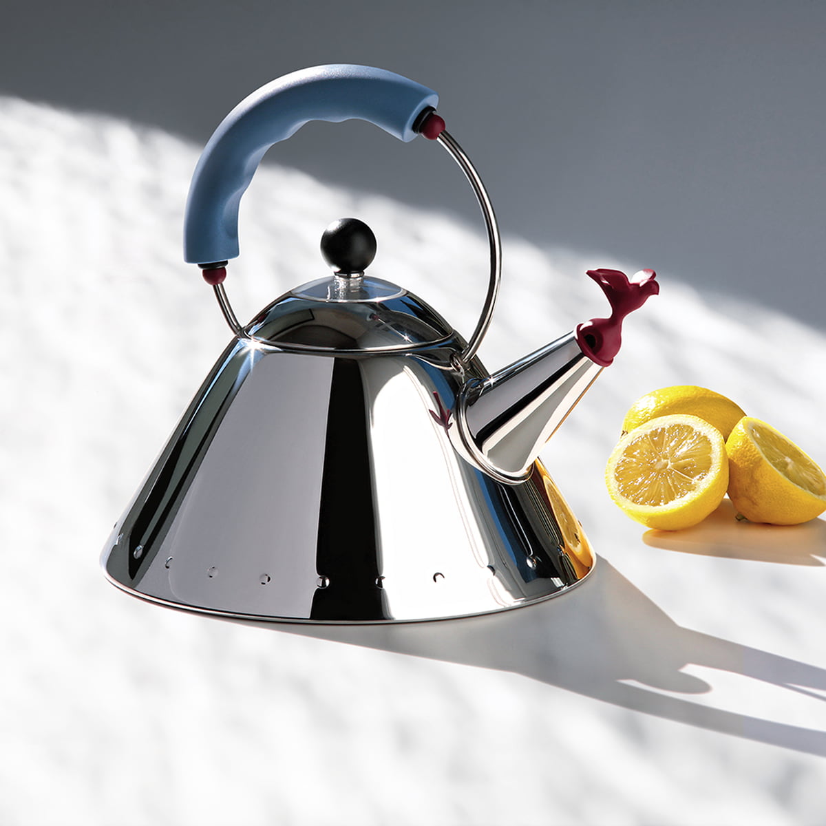Alessi - 9093 Kettle | Connox