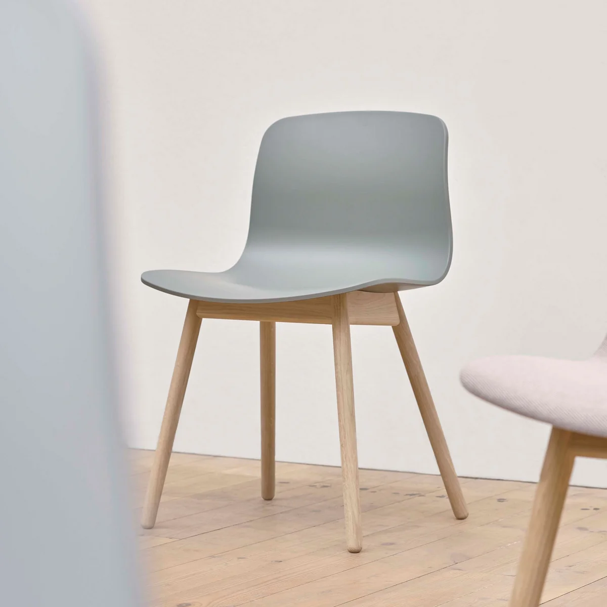 ダイニングチェア HAY ABOUT A CHAIR AAC 12 HAY - About A Chair AAC 12 | Connox
