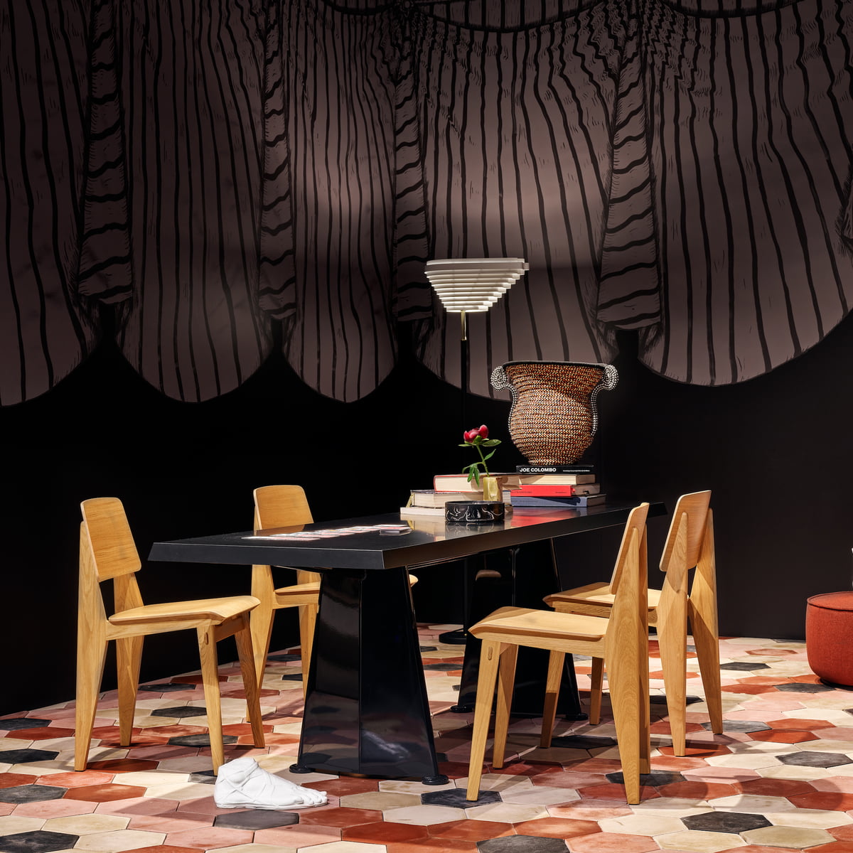 ダイニングチェア Vitra Chaise tout bois Chaise Tout Bois / シェーズ トゥ ボワ | Official Vitra