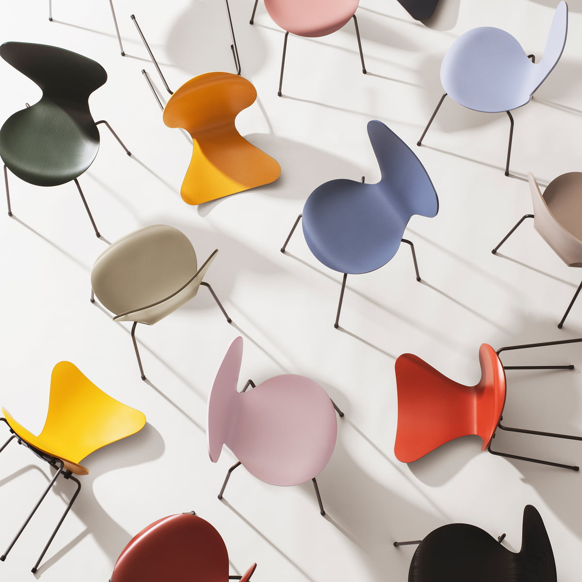 Fritz Hansen - Ant chair ( Sense of Colour ) | Connox