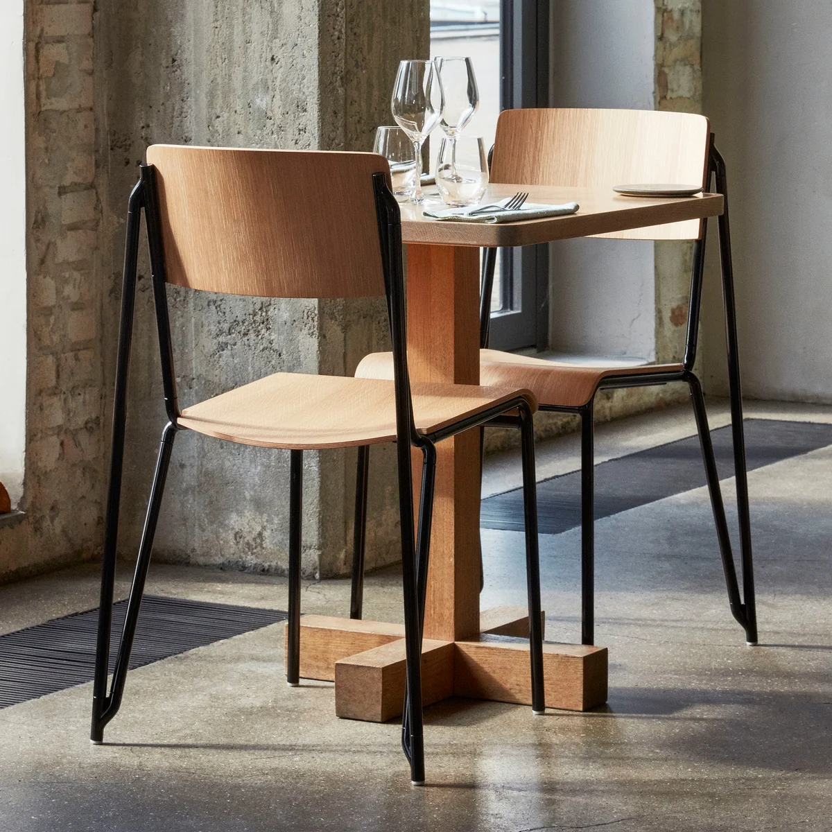 HAY - Petit Standard chair | Connox
