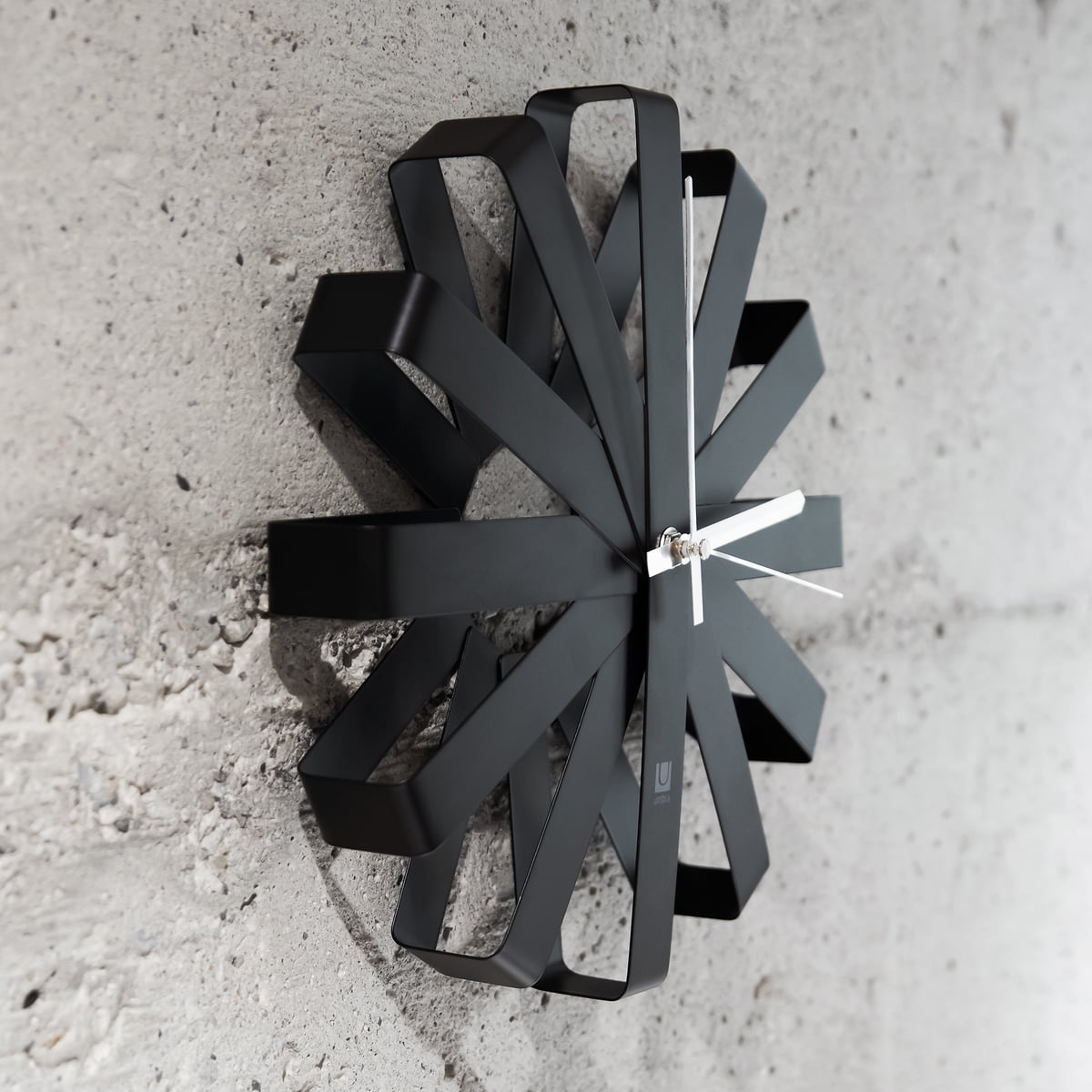 Umbra Ribbon Wall Clock – Expanse Theme — Home