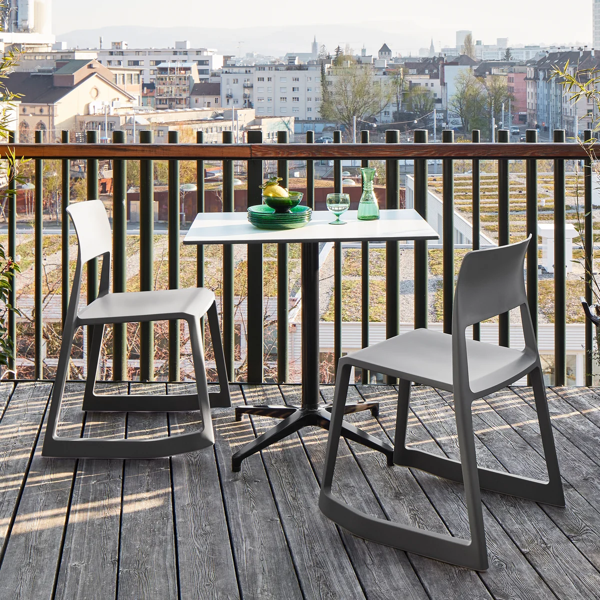 Vitra社製Tip Ton Chair グレー Vitra - Tip Ton | Connox