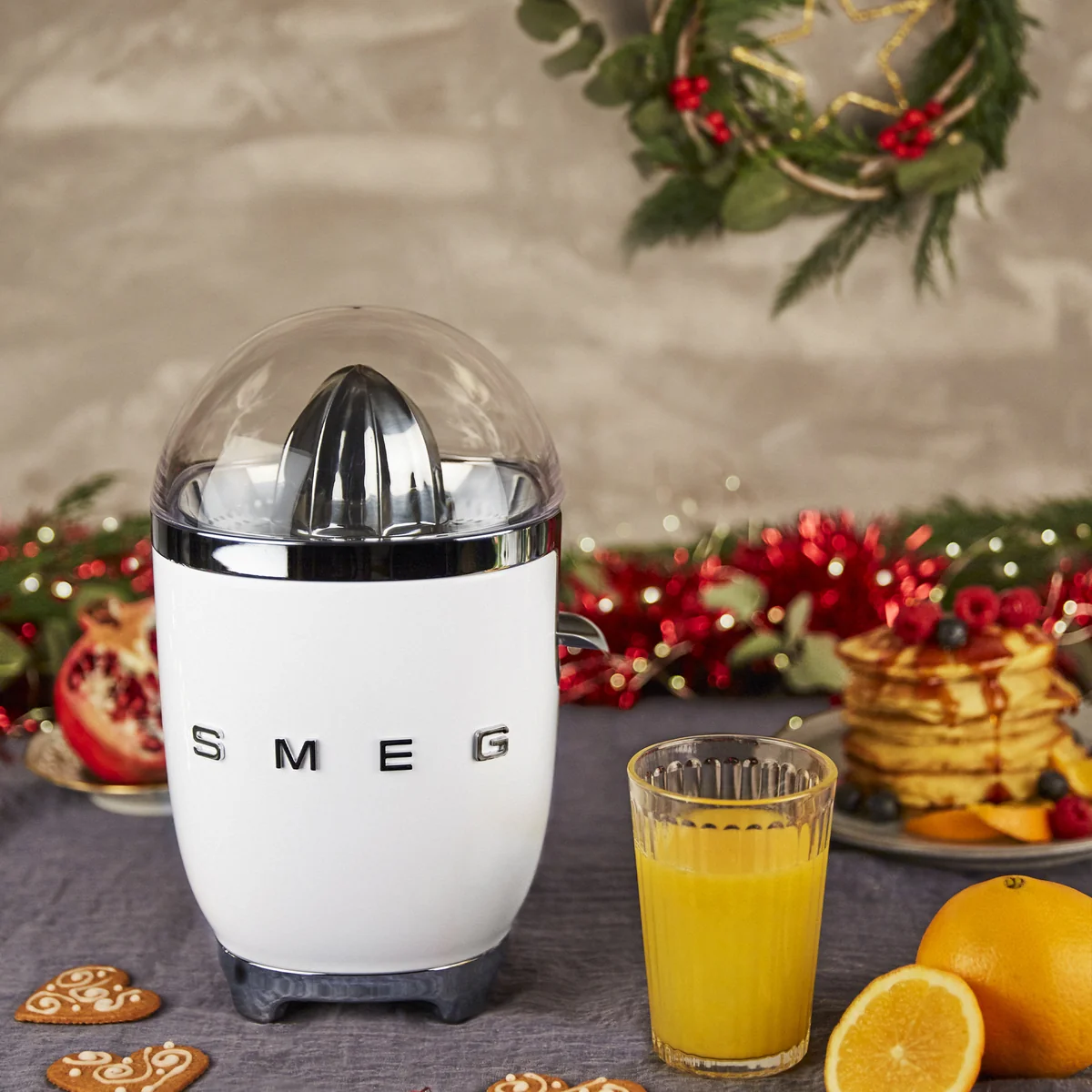 Smeg - Citrus juicer CJF01 | Connox
