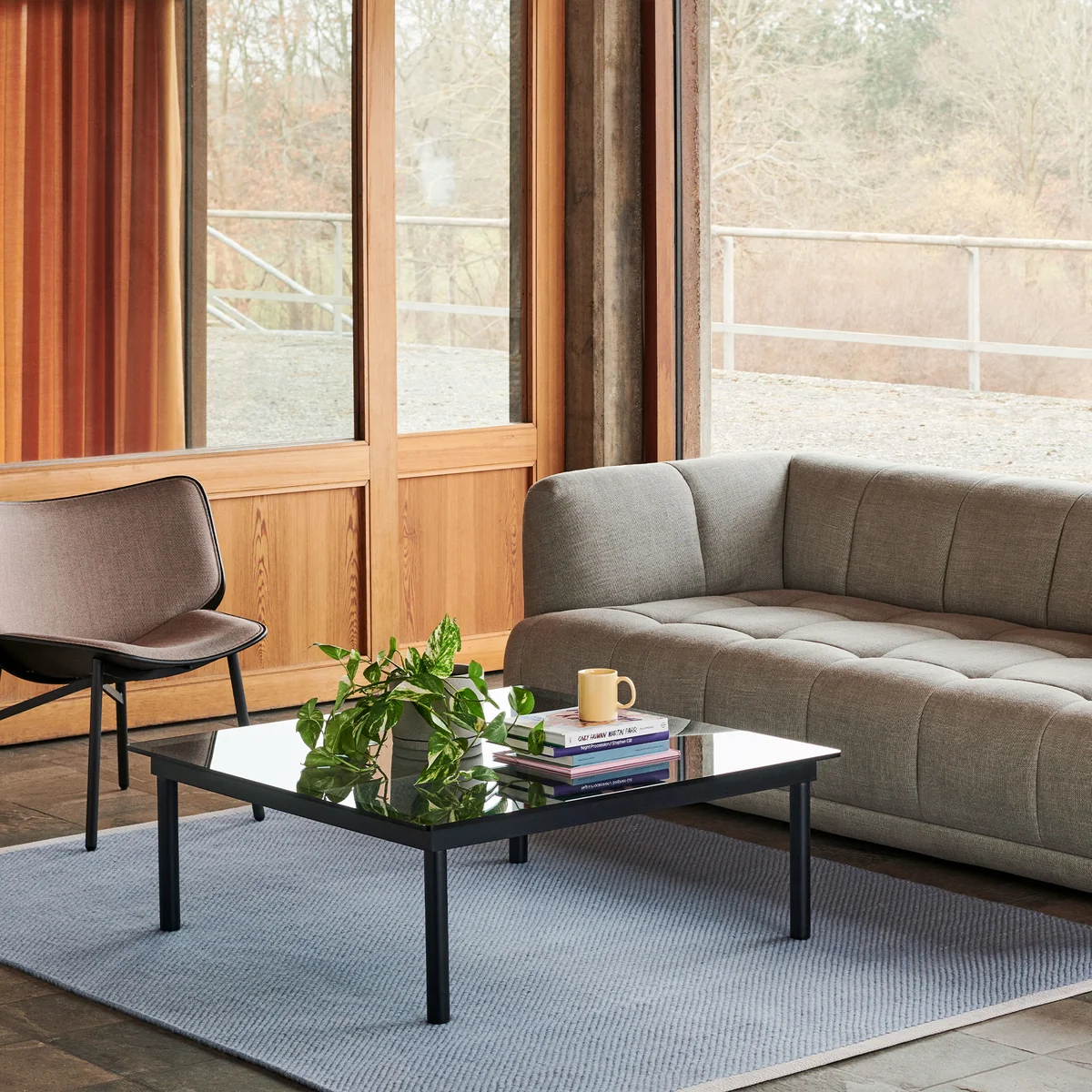 Hay-Kofi-Couchtisch-mit-