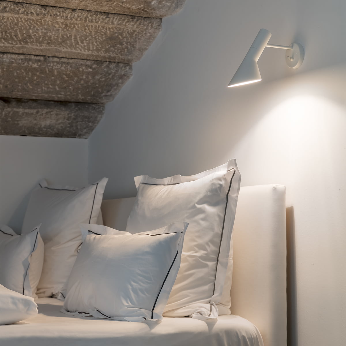 Louis Poulsen Arne Jacobsen AJ Wall Light Cafe Aisle Hall Project Lamp Bedroom 