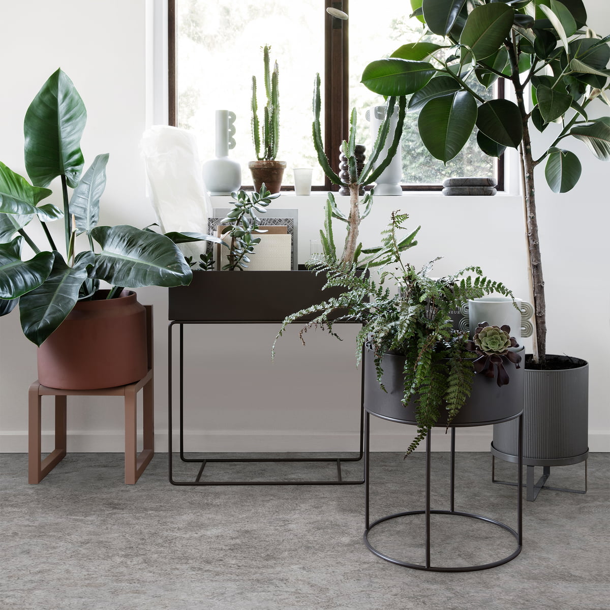 ferm Living - Plant Box round | Connox