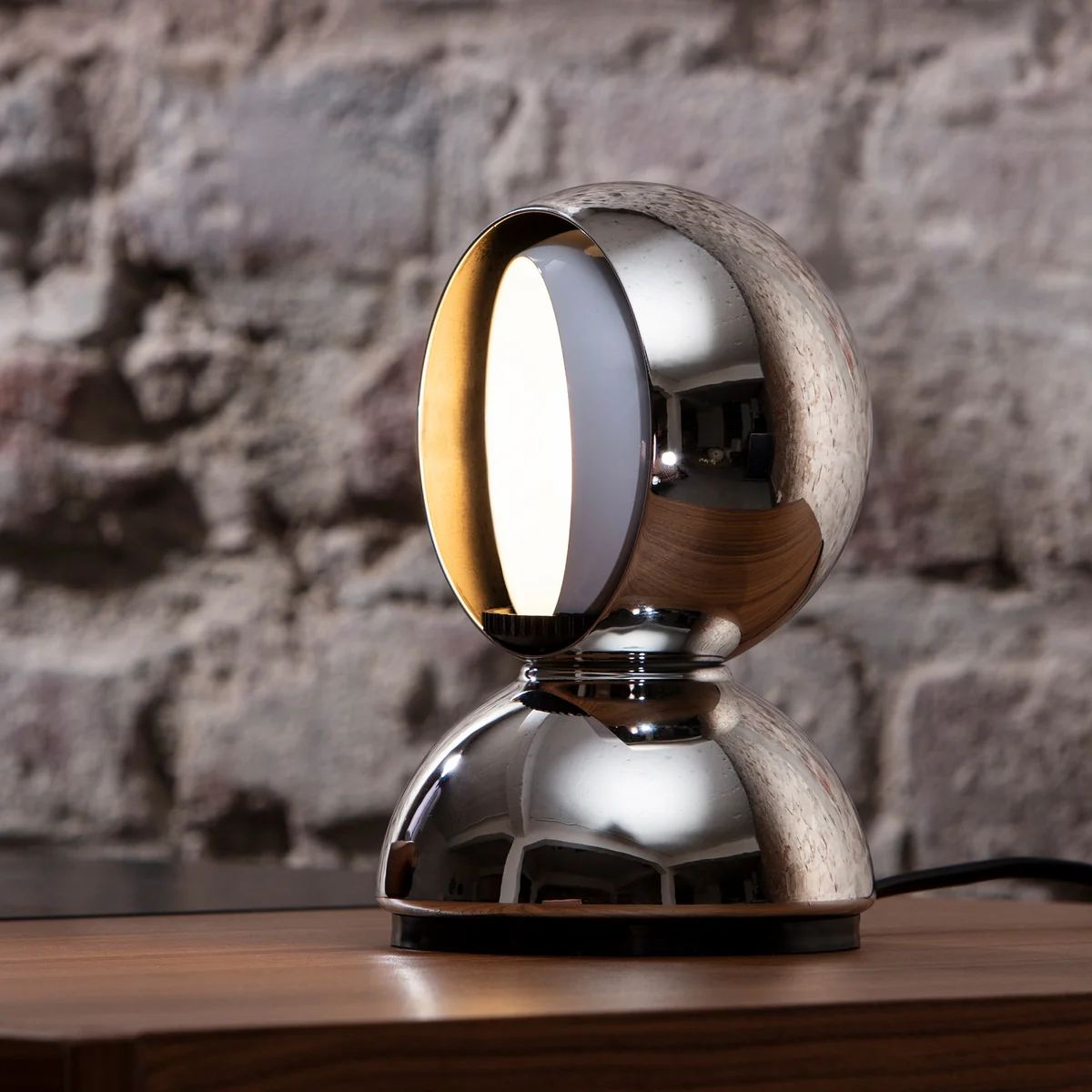 Mozach　Artemide社　ヴィンテージライトECLISSE Eclisse table or wall lamp by Vico Magistretti for Artemide