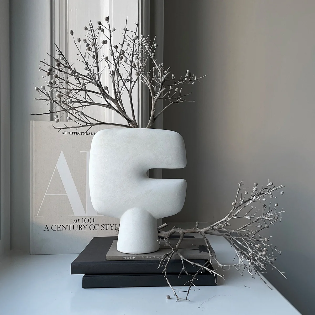 まる　101 COPENHAGEN Tribal Vase Medio wkgtqrvu3mwi9gca1lmu_1080x.jpg