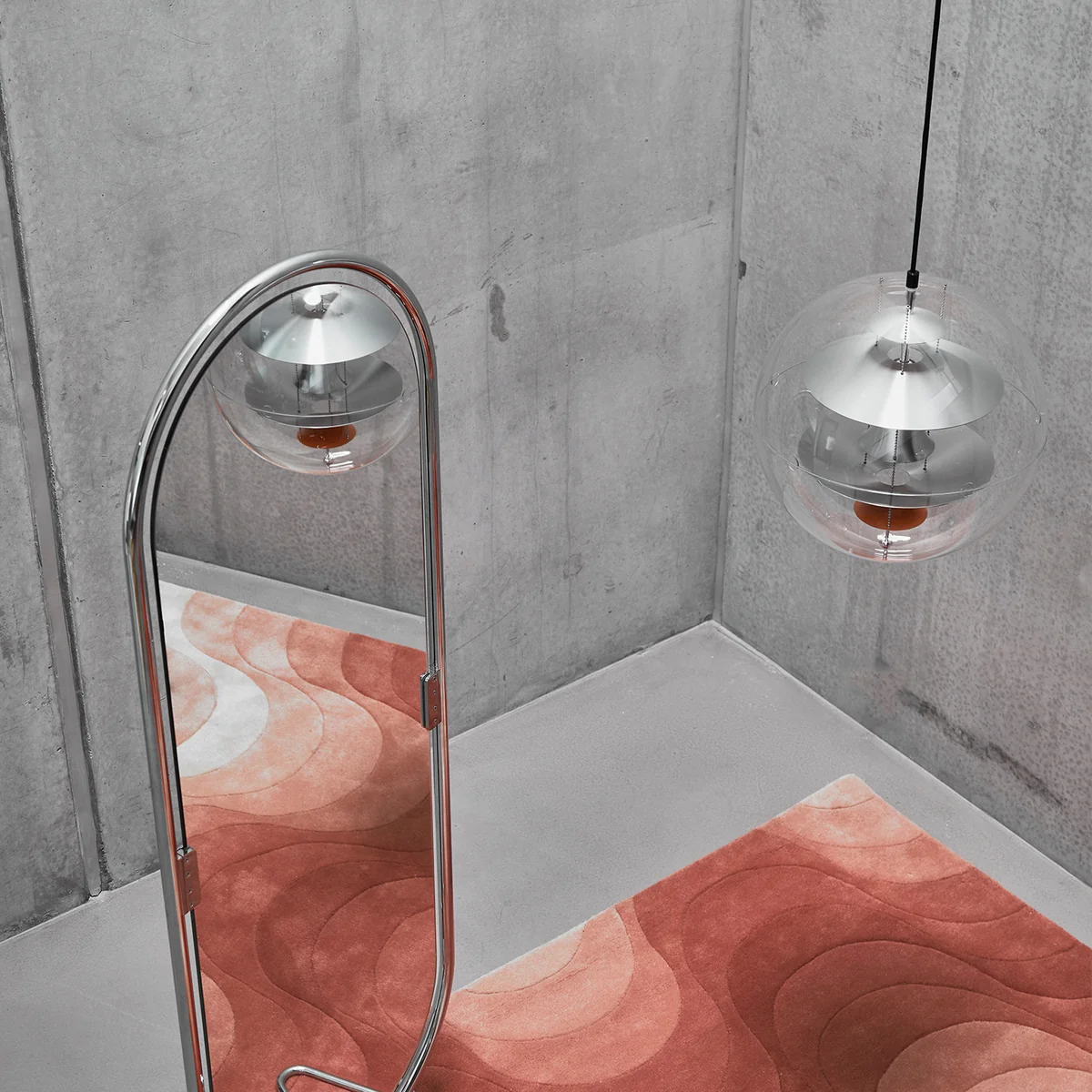 Verpan - VP Globe Pendant light | Connox