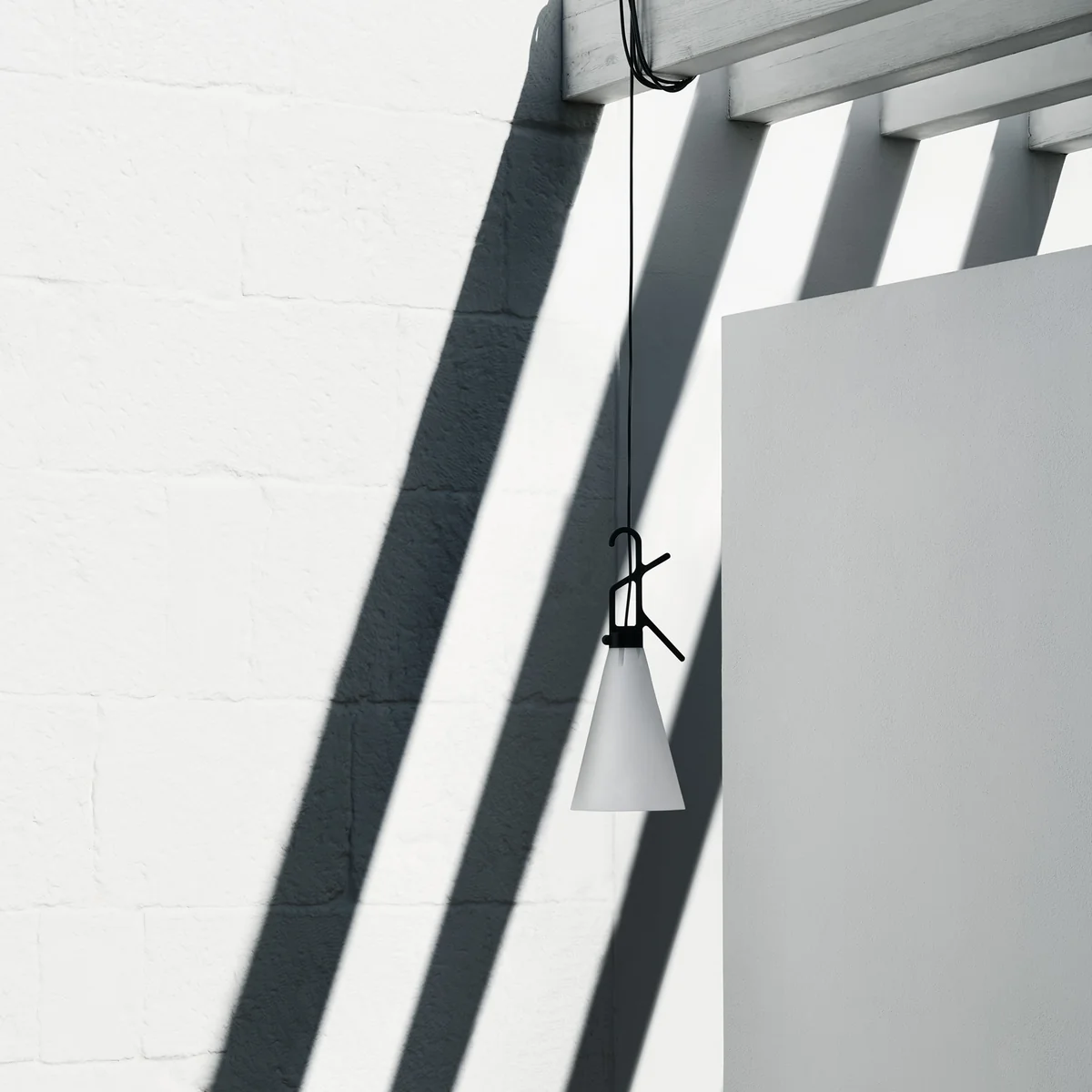 Flos - Mayday Multipurpose light | Connox
