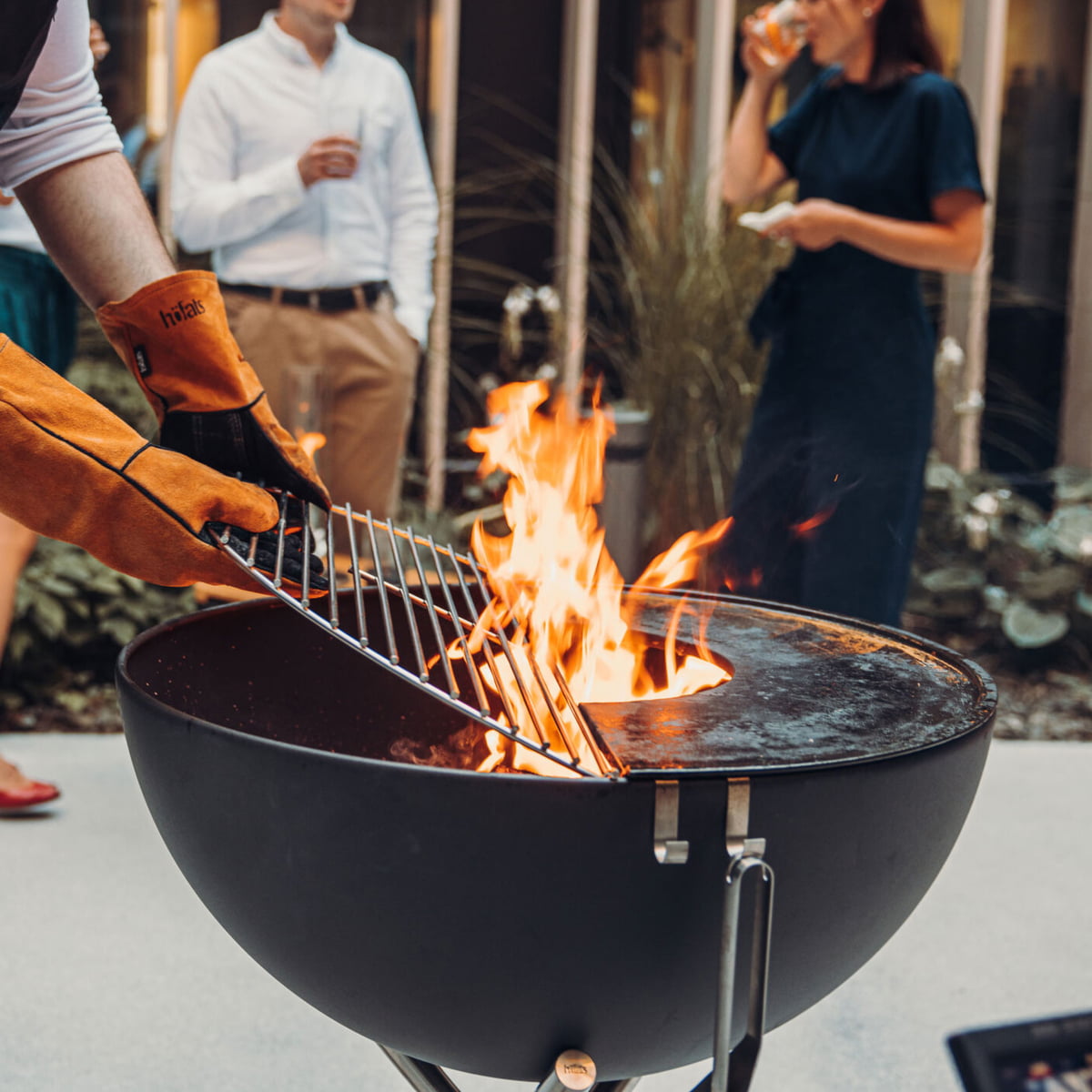 Fire pit BOWL, with wire base, Höfats 
