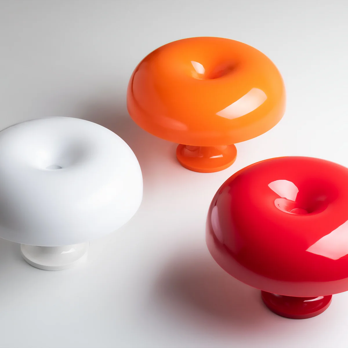 現代版 NESSINO Artemide NESSO  調光調色可能 ホワイト artemide-nesso-table-lamp-