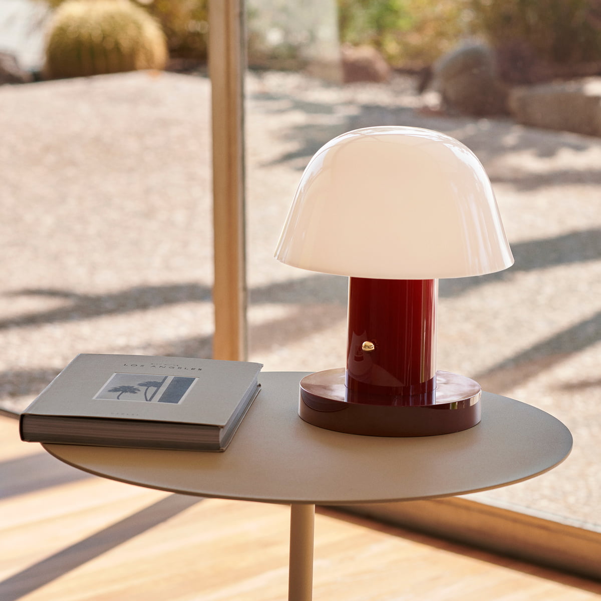 HoogaLife 7.8'' Battery Powered Integrated LED Outdoor Table Lamp