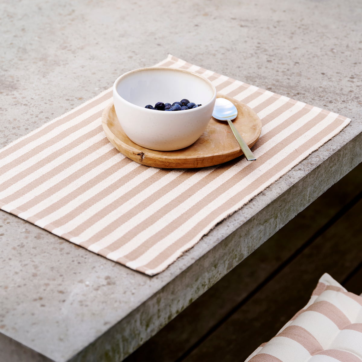 Set of 12 Plain Striped 30 x 40cm cloth Napkins cotton dinner table