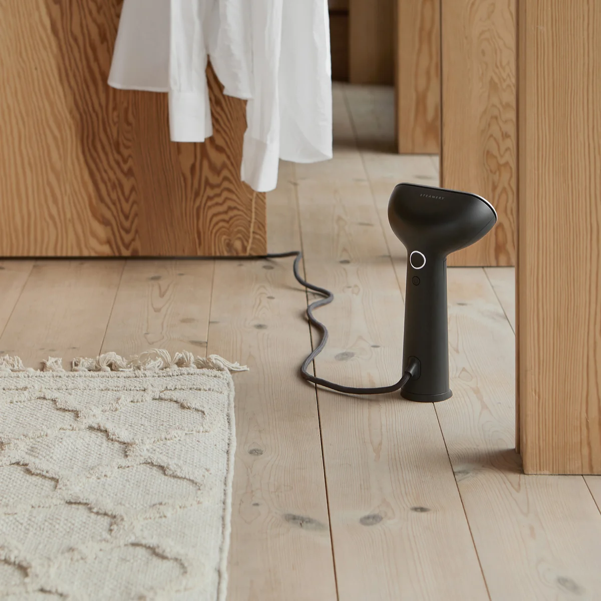 Steamery - Steam Steamer Cirrus 3 Iron Steamer | Connox