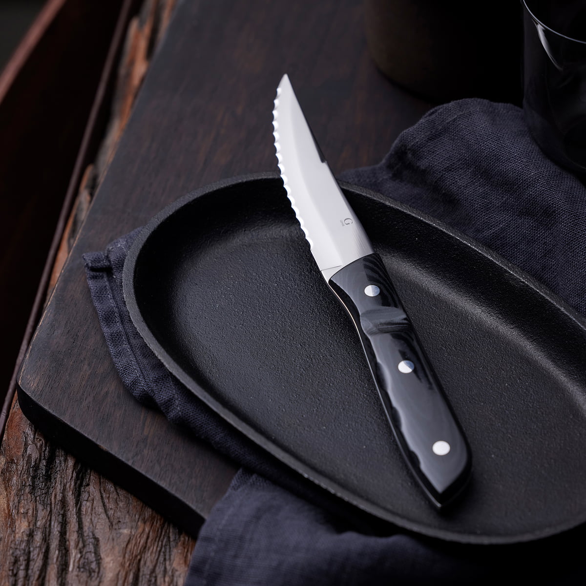 Cutco Black Kitchen Steak Knives