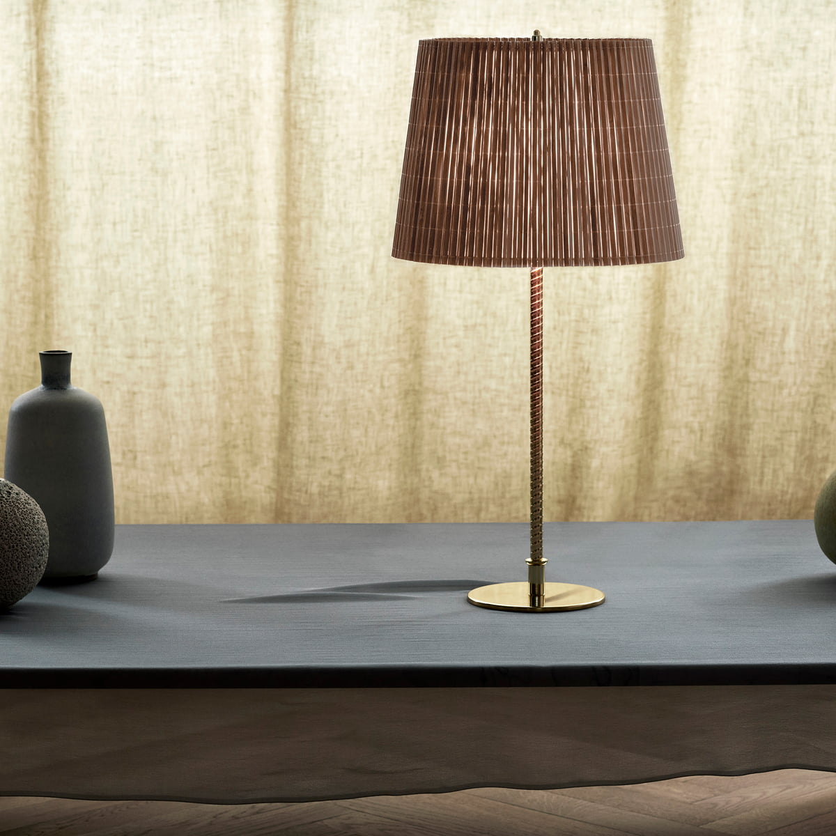 Gubi -9205-table-lamp-bamboo-brass-A4