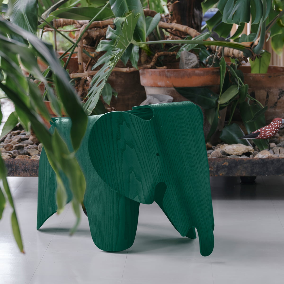 Vitra - Eames Elephant | Connox