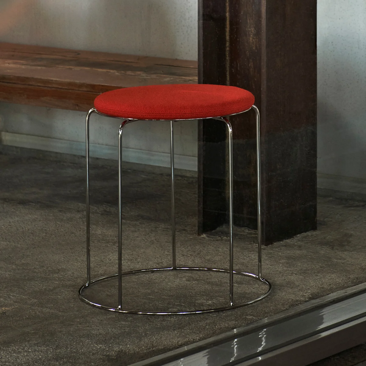 & Tradition - Wire Stool with seat cushion VP11 | Connox