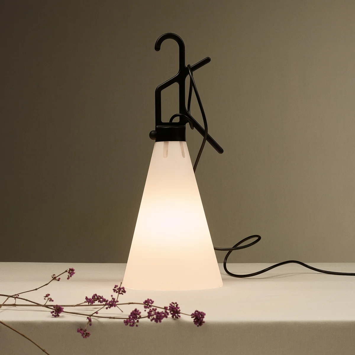置物 flos mayday Flos MAYDAY Light