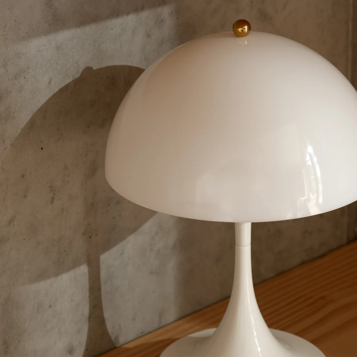 テーブルスタンド louis poulsen - louis poulsen panthella portable Louis Poulsen - Panthella Portable Rechargeable LED table
