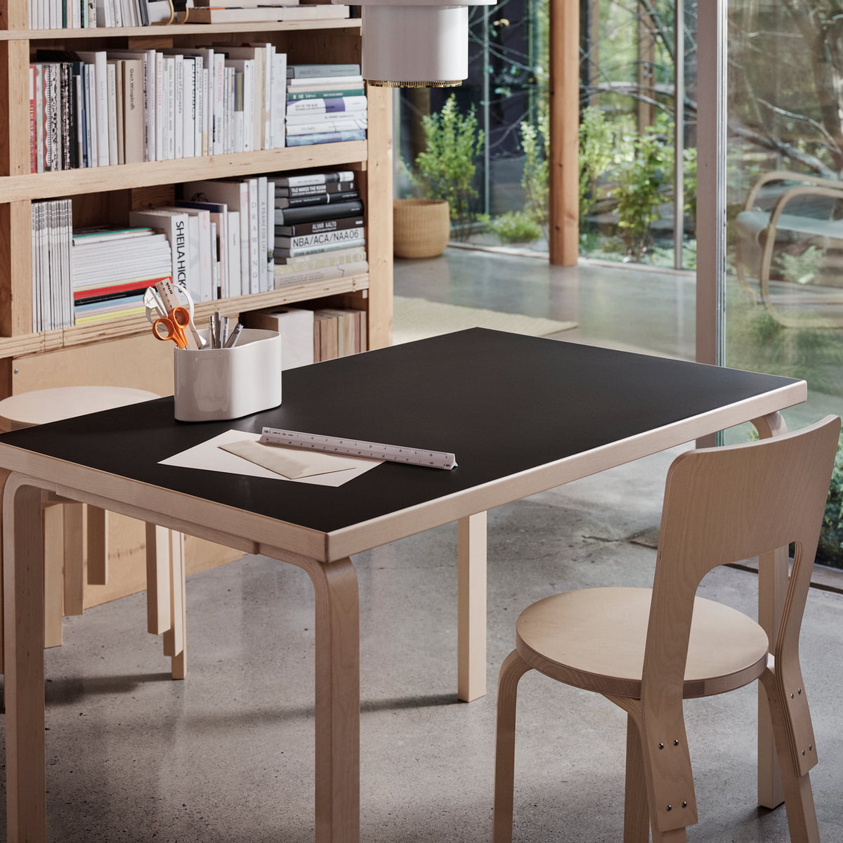 j様 未使用♪正規品♪artek CHAIR 66 チェア ブラック リノリウム チェア 66 ブラック リノリウム – Artek Tokyo Store