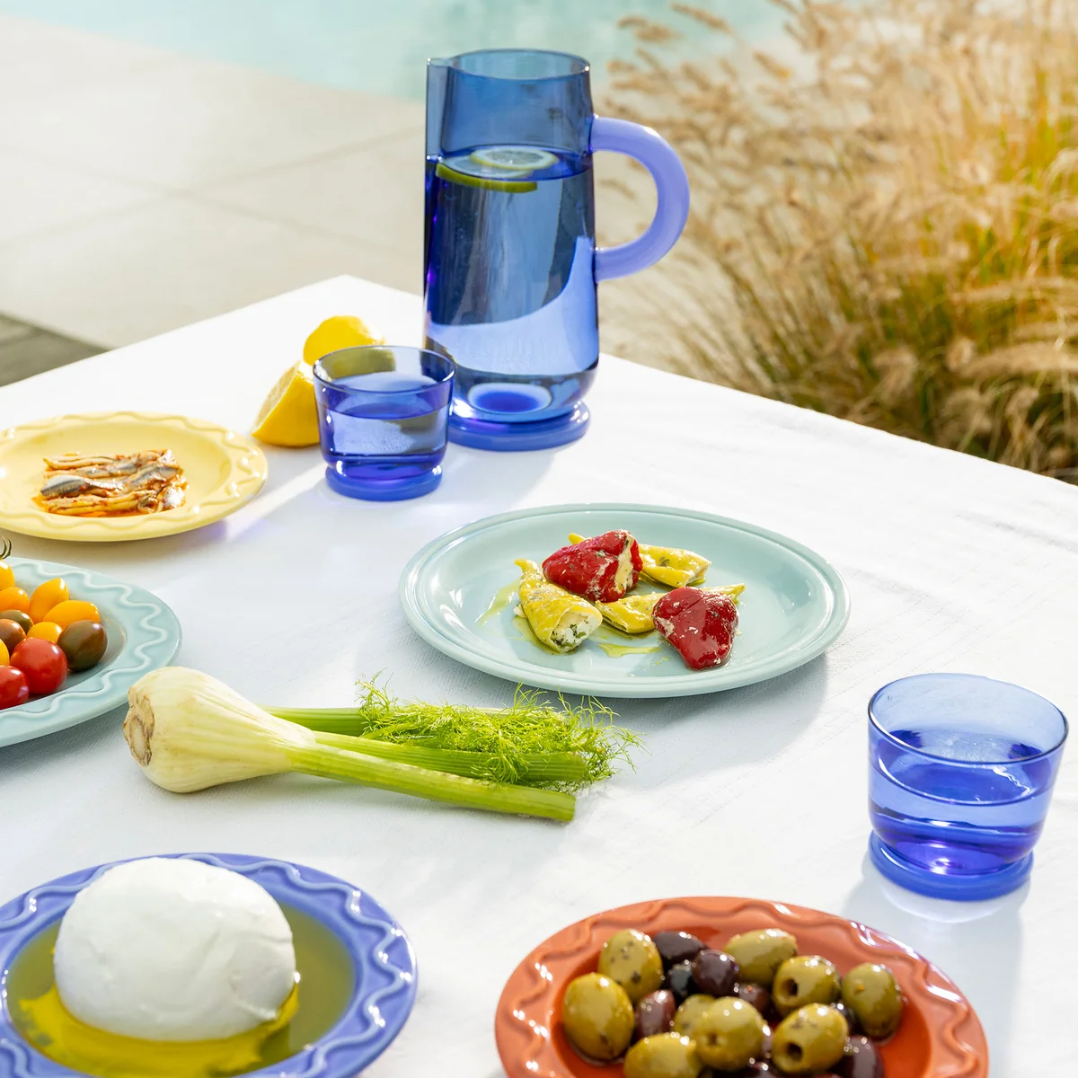 Dew carafe 1 L, blue by & klevering