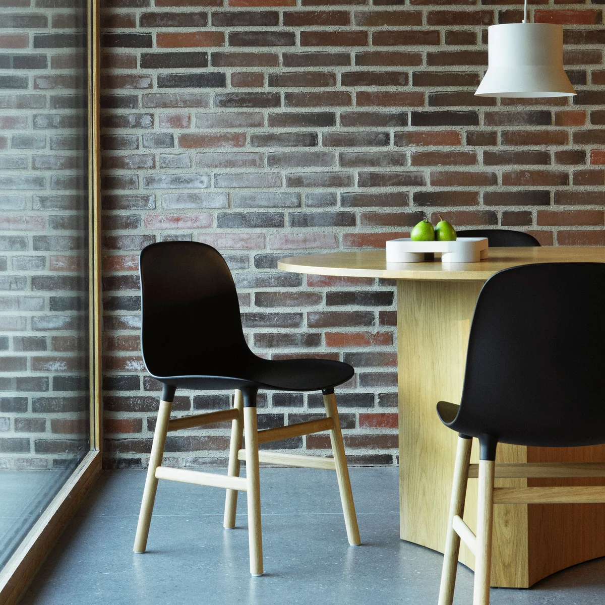 Form chair, oak / black by Normann Copenhagen