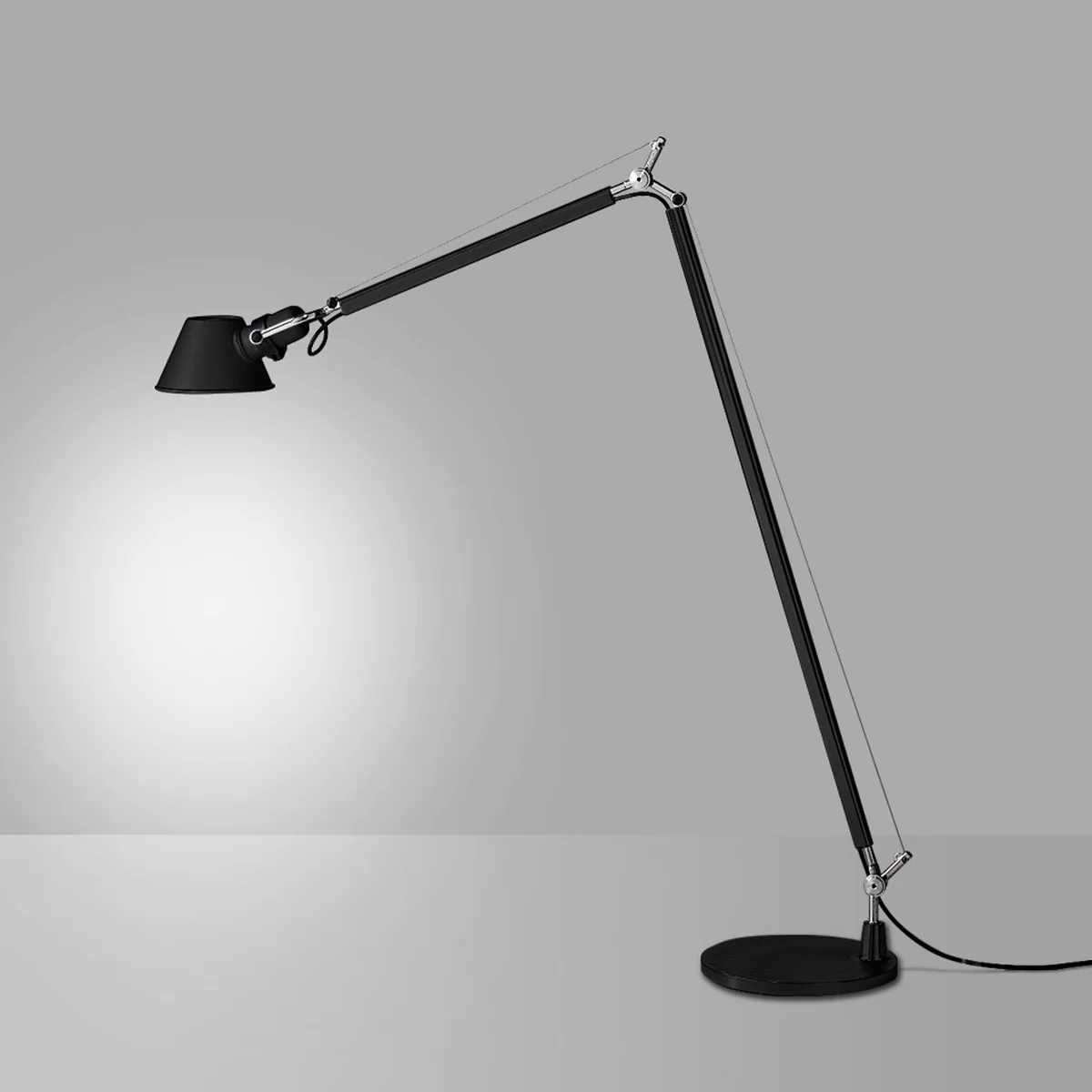 Artemide TOLOMEO LETTURA フロア照明 Artemide Tolomeo Lettura floor lamp, black | Finnish Design Shop