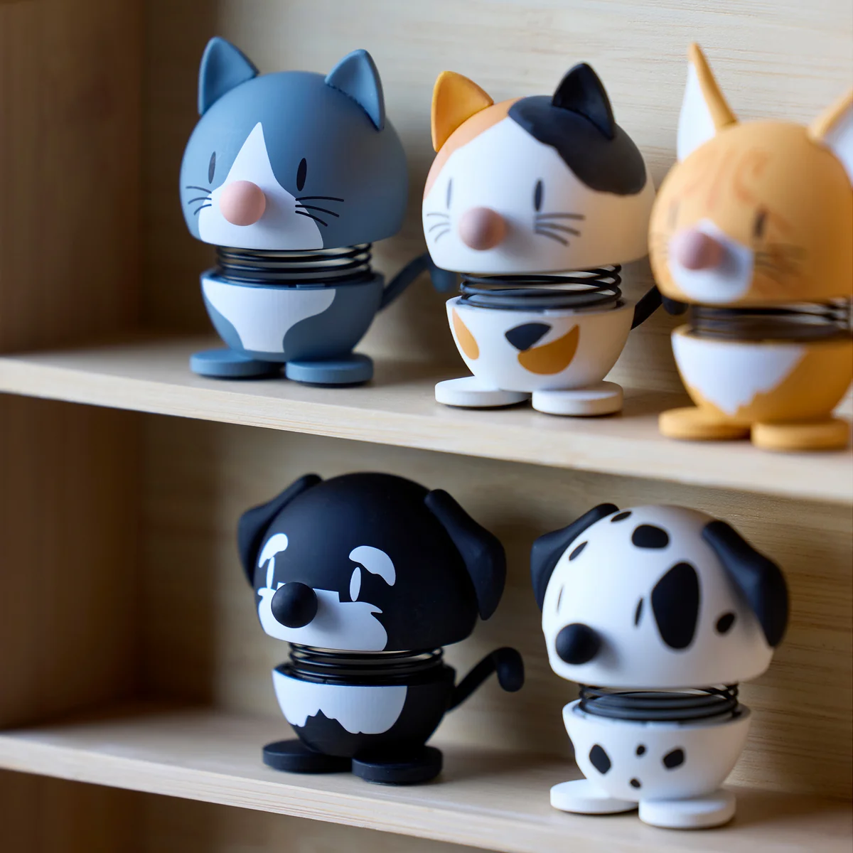 Hoptimist - Dog & Cat Decorative figure | Connox